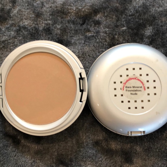 (NOT FOR SALE) Studio Direct Mineral Foundation - Picture 4 of 5
